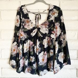 Floral Print sweet heart neck line Navy blouse